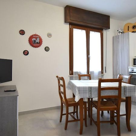 Mem House - Tra Il Lago Di Garda E Verona Кастельнуово-дель-Гарда Экстерьер фото